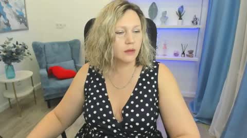 ninastarle online show from 05/09/26, 11:37