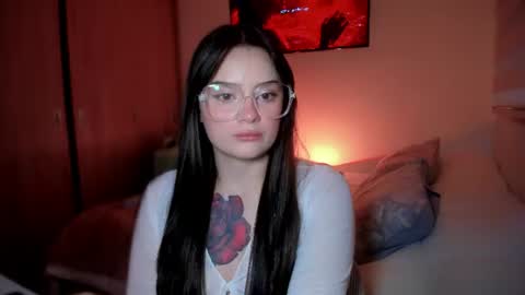 Snapshot of ninavolkov chatting on 07/07/26, 10:25 ninavolkov online show from 07/07/26, 10:25