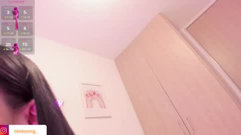 Snapshot of ninawong_ chatting on 11/13/25, 03:22 Nina online show from 11/13/25, 03:22