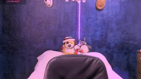 Nina online show from 12/10/24, 12:05