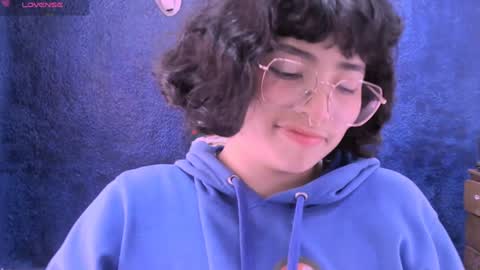 Nina online show from 12/29/24, 01:49