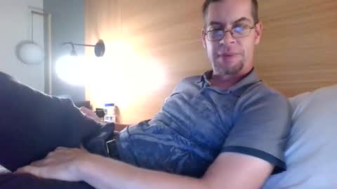 Snapshot of nineinchbronco chatting on 05/03/26, 10:43 nineinchbronco online show from 05/03/26, 10:43