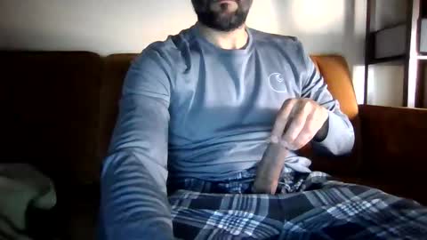 Snapshot of nineinchthicky chatting on 04/14/26, 01:28 nineinchthicky online show from 04/14/26, 01:28