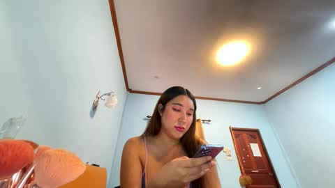 Snapshot of ninewladyboy chatting on 02/14/26, 04:26 ninew online show from 02/14/26, 04:26