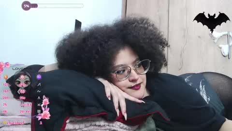 Snapshot of ninfa_doll chatting on 04/20/26, 03:09 Doll independent model online show from 04/20/26, 03:09