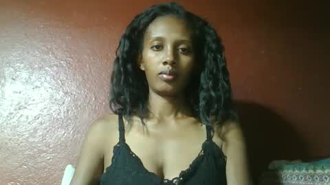 ninie246746 online show from 02/18/25, 05:20