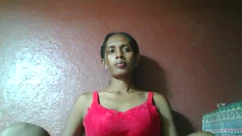 ninie246746 online show from 02/21/25, 04:05