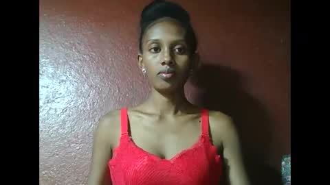 ninie246746 online show from 02/22/25, 09:56