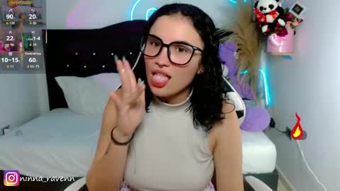 Snapshot of ninna_raven chatting on 04/30/26, 10:36 Ninna online show from 04/30/26, 10:36