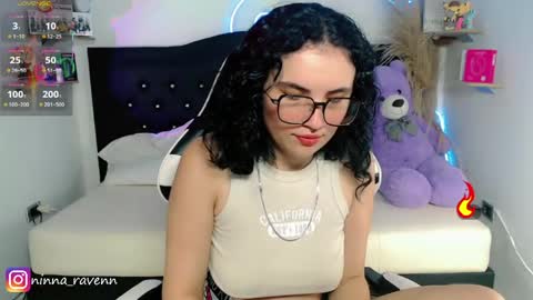 Snapshot of ninna_raven chatting on 05/07/26, 10:15 Ninna online show from 05/07/26, 10:15