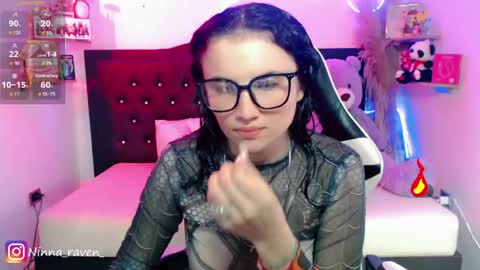 Snapshot of ninna_raven chatting on 05/25/26, 09:10 Ninna online show from 05/25/26, 09:10