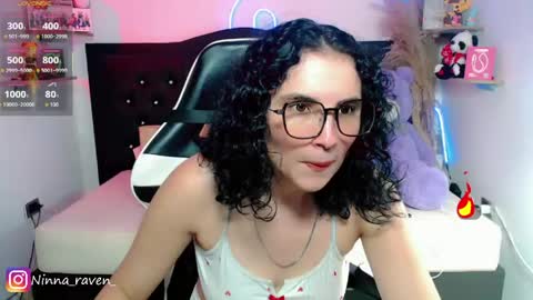 Snapshot of ninna_raven chatting on 05/28/26, 11:35 Ninna online show from 05/28/26, 11:35
