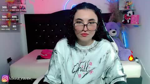 Snapshot of ninna_raven chatting on 05/29/26, 09:13 Ninna online show from 05/29/26, 09:13