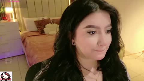 Snapshot of ninna_sweet_ chatting on 06/20/26, 01:36 Nina online show from 06/20/26, 01:36