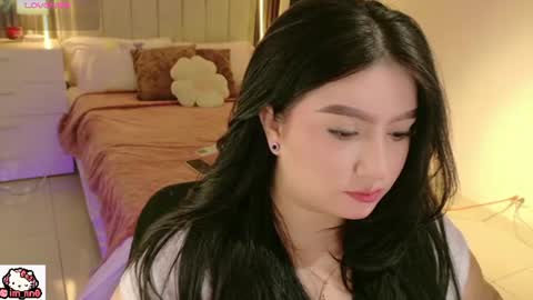 Snapshot of ninna_sweet_ chatting on 06/21/26, 01:24 Nina online show from 06/21/26, 01:24