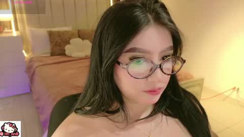 Snapshot of ninna_sweet_ chatting on 06/23/26, 01:31 Nina online show from 06/23/26, 01:31