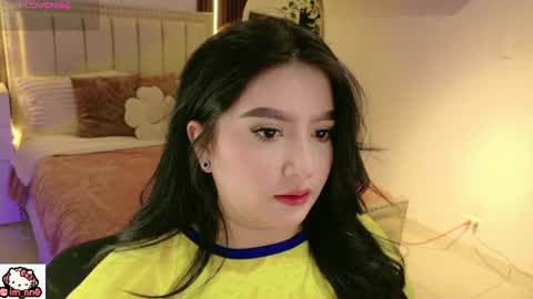 Snapshot of ninna_sweet_ chatting on 06/27/26, 11:37 Nina online show from 06/27/26, 11:37
