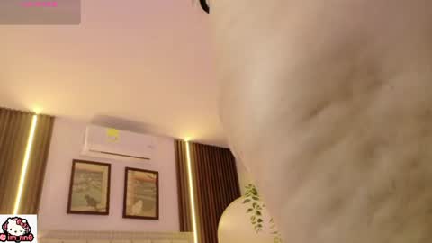 Snapshot of ninna_sweet_ chatting on 06/27/26, 12:22 Nina online show from 06/27/26, 12:22