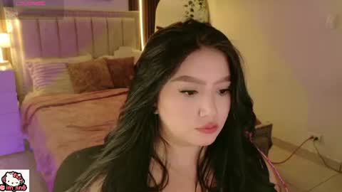 Snapshot of ninna_sweet_ chatting on 07/18/26, 01:37 Nina online show from 07/18/26, 01:37