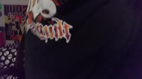 kiwi online show from 09/25/25, 12:20