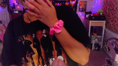 kiwi online show from 09/27/25, 08:30