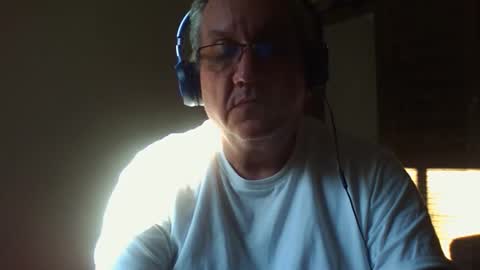 Snapshot of nionios67 chatting on 03/10/26, 02:55 Dennis online show from 03/10/26, 02:55