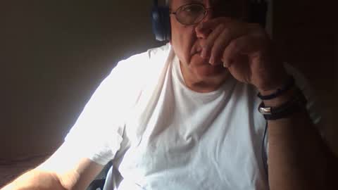 Snapshot of nionios67 chatting on 04/14/26, 02:12 Dennis online show from 04/14/26, 02:12