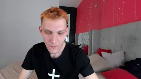 Snapshot of nipel_ chatting on 04/22/26, 09:27 nipel_ online show from 04/22/26, 09:27