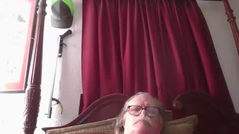 Snapshot of nipplechaser chatting on 02/09/25, 02:06 nipplechaser online show from 02/09/25, 02:06