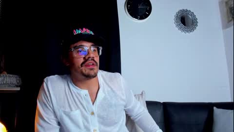 Snapshot of nipsfetich chatting on 02/06/25, 03:48 Steven online show from 02/06/25, 03:48