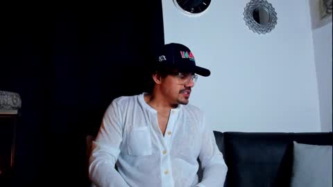 Snapshot of nipsfetich chatting on 02/06/25, 07:24 Steven online show from 02/06/25, 07:24