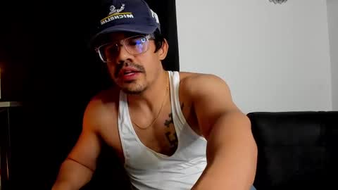 Snapshot of nipsfetich chatting on 02/19/25, 02:44 Steven online show from 02/19/25, 02:44