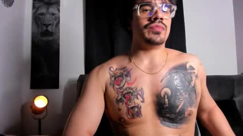 Snapshot of nipsfetich chatting on 10/16/25, 04:02 Steven online show from 10/16/25, 04:02