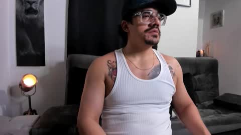 Snapshot of nipsfetich chatting on 11/09/25, 03:38 Steven online show from 11/09/25, 03:38