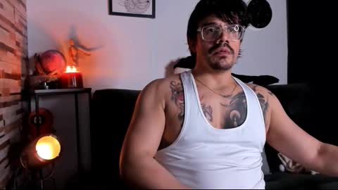 Snapshot of nipsfetich chatting on 02/04/26, 04:18 Steven online show from 02/04/26, 04:18