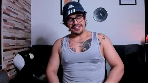 Snapshot of nipsfetich chatting on 02/14/26, 04:31 Steven online show from 02/14/26, 04:31