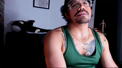 Snapshot of nipsfetich chatting on 02/18/26, 02:40 Steven online show from 02/18/26, 02:40