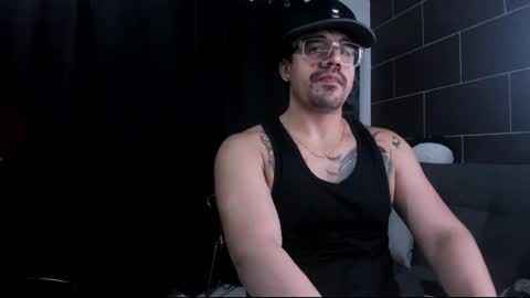 Snapshot of nipsfetich chatting on 04/26/26, 01:36 Steven online show from 04/26/26, 01:36