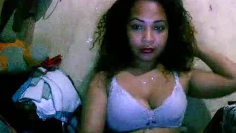 Snapshot of nirina149521 chatting on 11/11/25, 07:30 nirina149521 online show from 11/11/25, 07:30