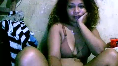 Snapshot of nirina149521 chatting on 11/17/25, 12:55 nirina149521 online show from 11/17/25, 12:55