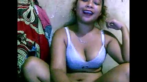 Snapshot of nirina149521 chatting on 11/24/25, 05:29 nirina149521 online show from 11/24/25, 05:29
