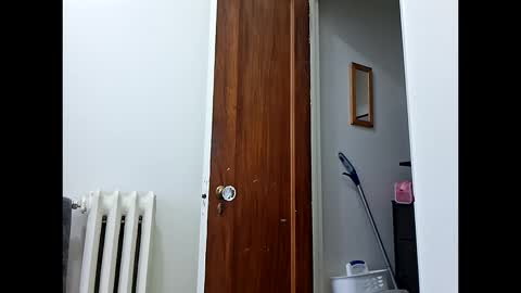 Snapshot of nirrikvad chatting on 10/11/25, 01:53 iain online show from 10/11/25, 01:53