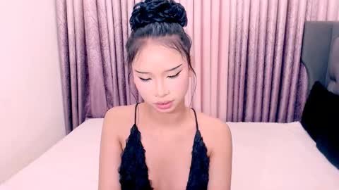 Snapshot of nirvana_pleasure chatting on 03/19/26, 05:06 Samantha online show from 03/19/26, 05:06