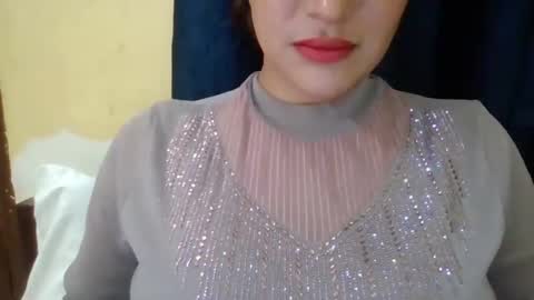 Nishu online show from 10/12/25, 12:15