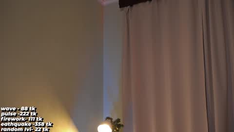 Suri online show from 01/04/25, 06:51