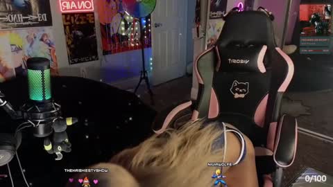 Snapshot of niviawolfe chatting on 12/09/24, 12:19 NIVIA WOLFE online show from 12/09/24, 12:19