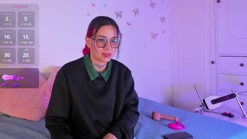 Snapshot of nixie_cele chatting on 07/23/26, 02:26 Nixie online show from 07/23/26, 02:26