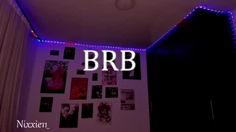 Snapshot of nixxie_ chatting on 03/11/26, 03:23 Nixxie online show from 03/11/26, 03:23