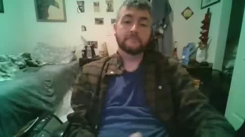 Snapshot of njoefats420 chatting on 04/20/26, 09:01 njoefats420 online show from 04/20/26, 09:01