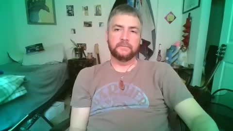 Snapshot of njoefats420 chatting on 05/25/26, 02:34 njoefats420 online show from 05/25/26, 02:34
